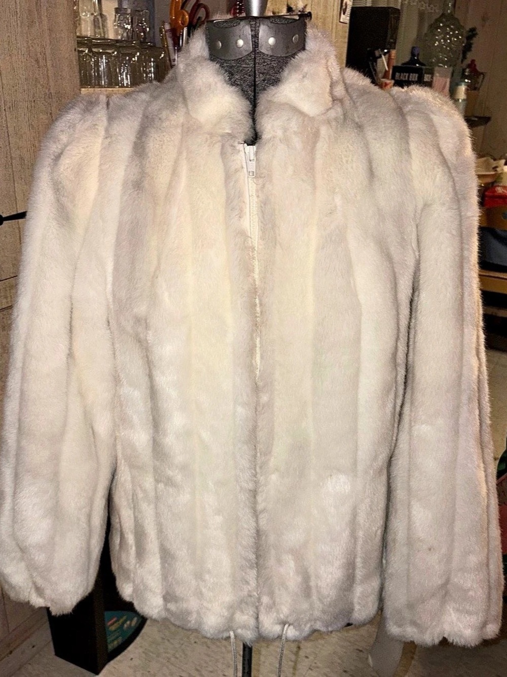 Jordache Faux Fur Zip Jacket in White Vintage small